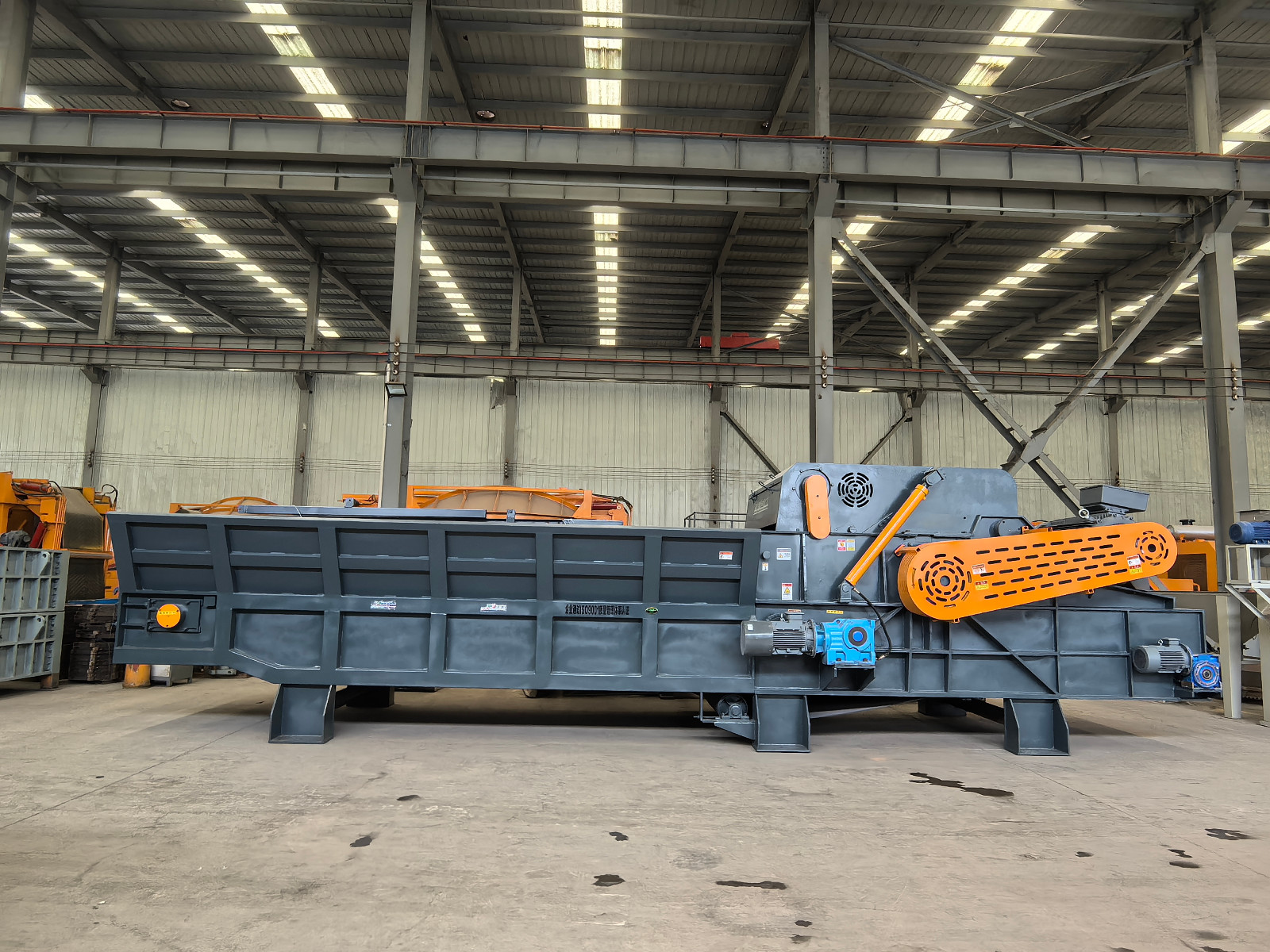 JP2000 Horizontal Grinder