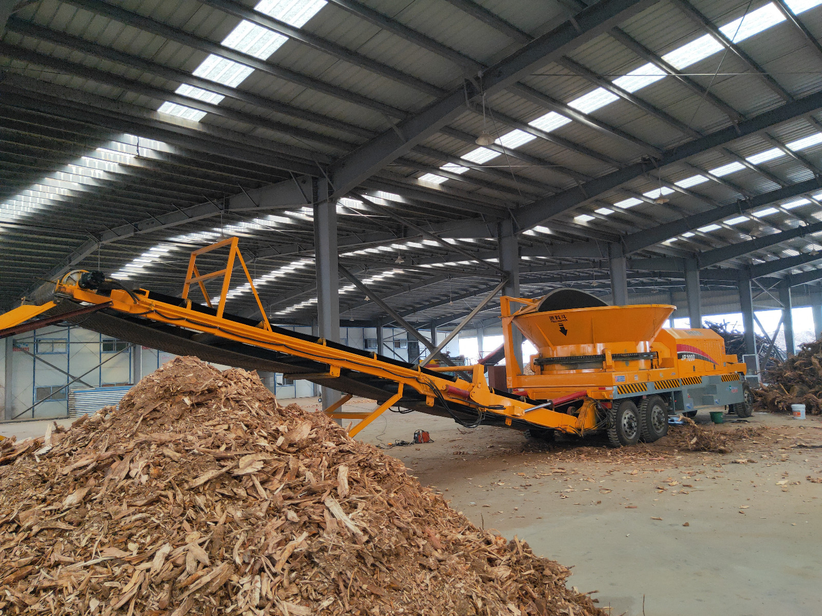 JP7000 Horizontal Grinder Diesel Drive Heavy Duty Biomass Processing Site