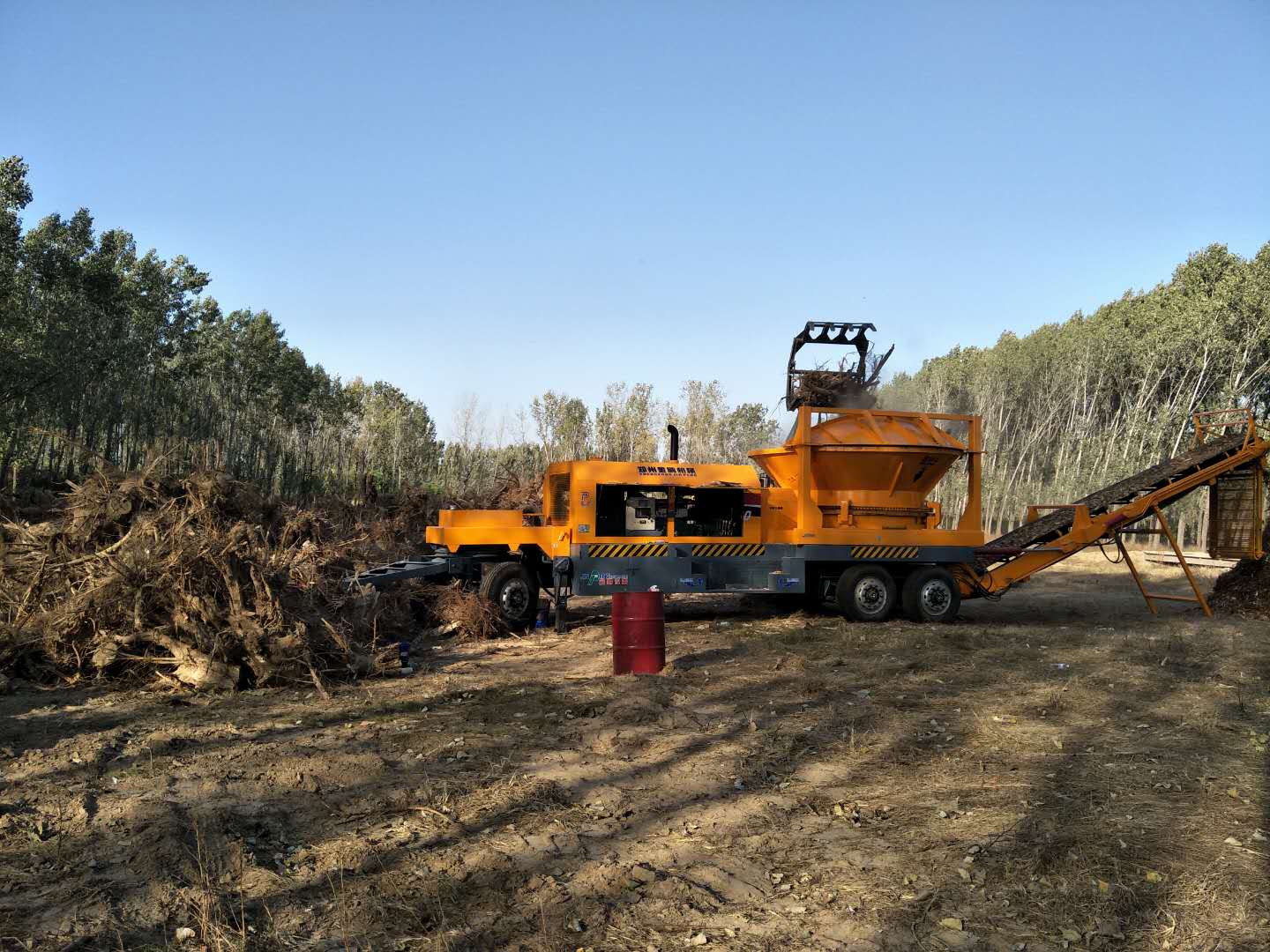 Tree Root and Stump Processing Solution with JP3600, JP5000 and JP7000 Disc Wood Chippers