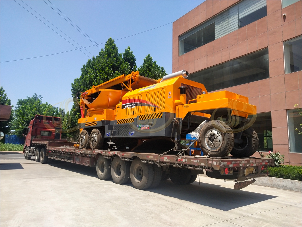 Processing Hardwood Stumps and Root Balls with a Heavy-Duty Disc Wood Chipper