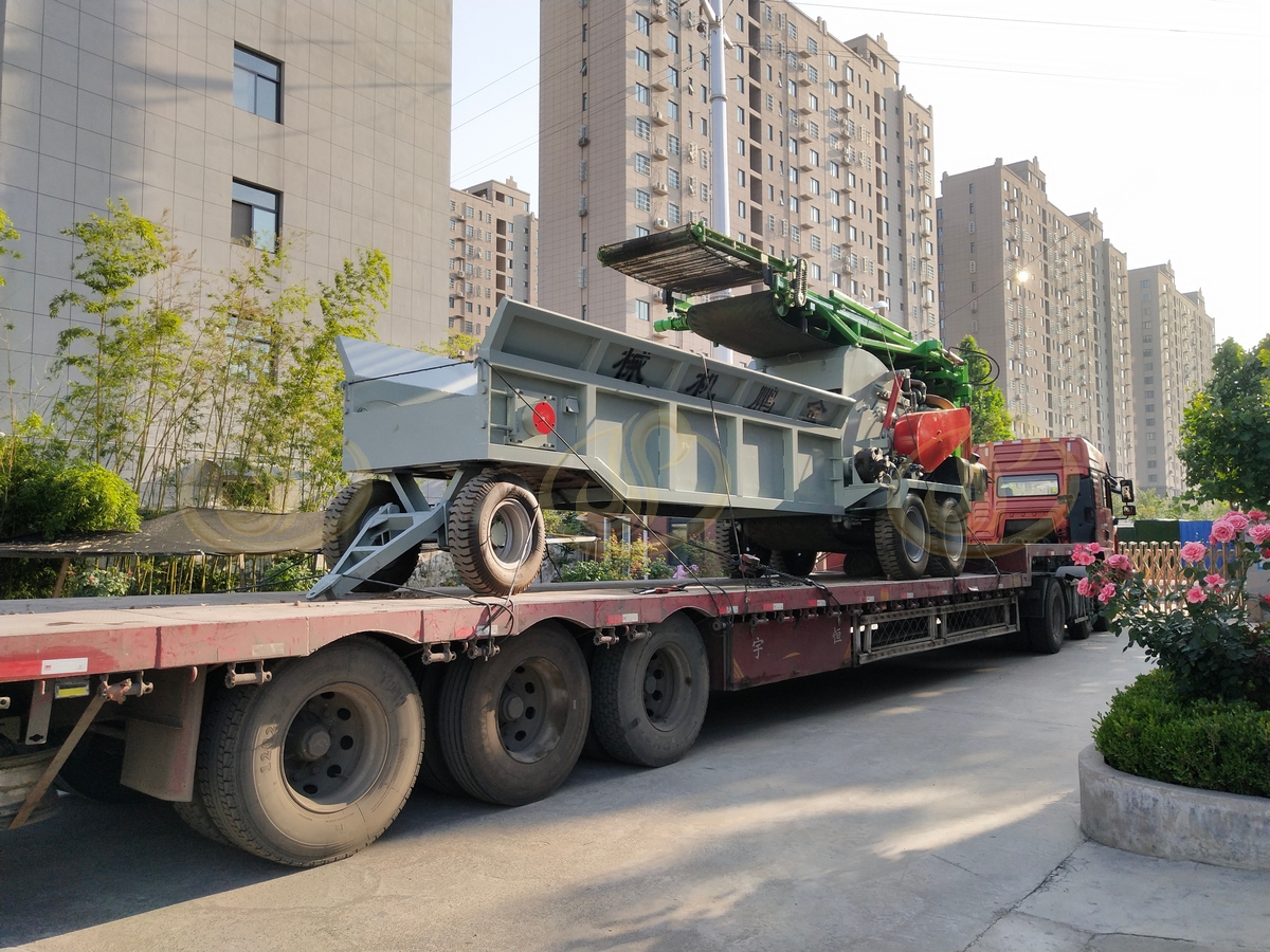 On-Site Volume Reduction of Slabs, Edgings, and Mill Residue with a Mobile Grinder