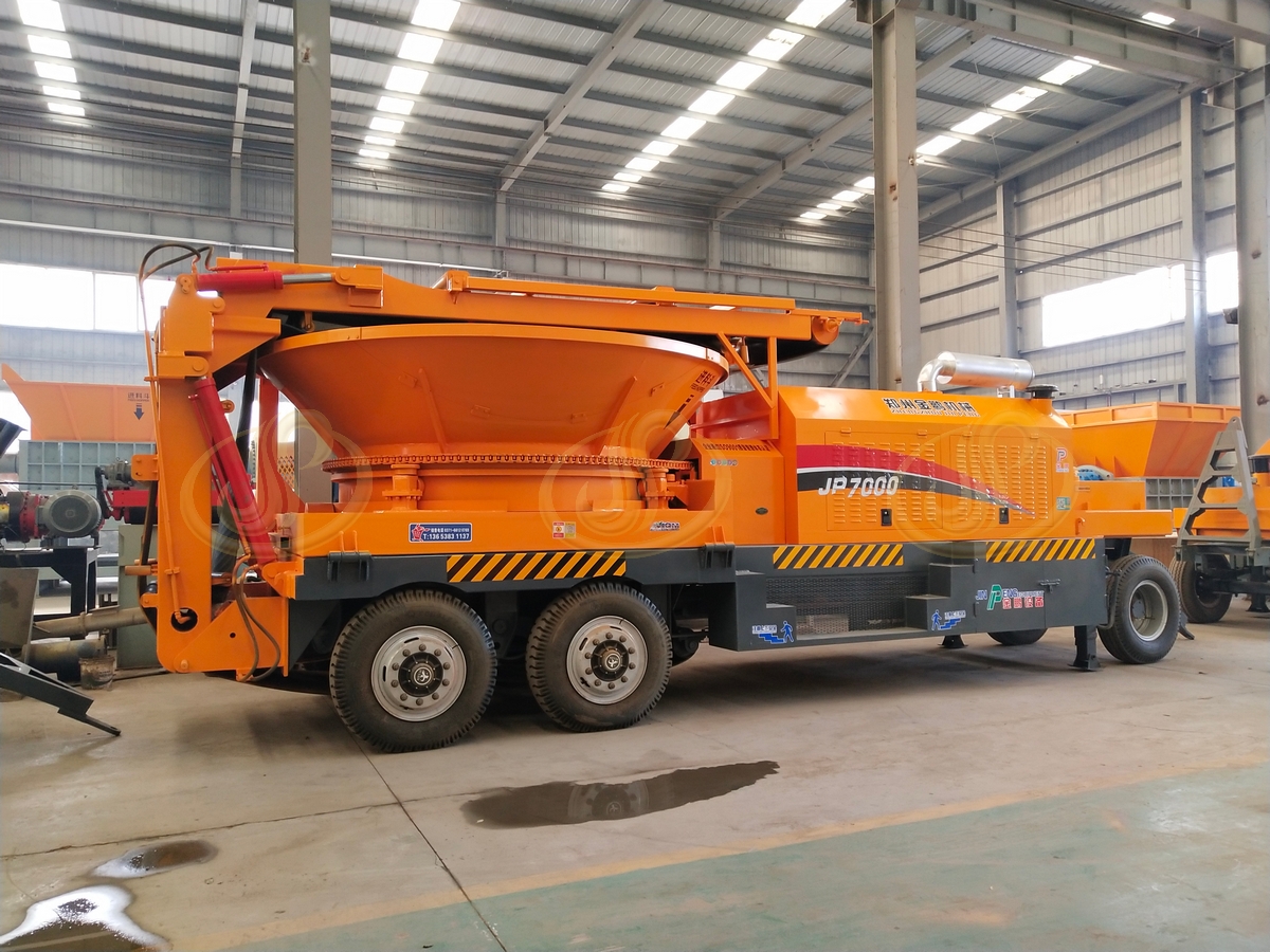 Clearing and Processing Brush and Timber from Land Development Sites with a Tracked Grinder
